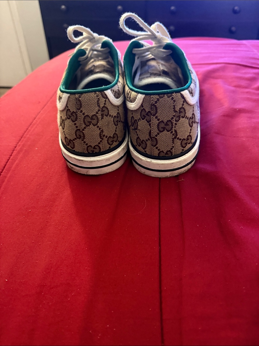 Men’s Gucci tennis shoes - Picture 10 of 12